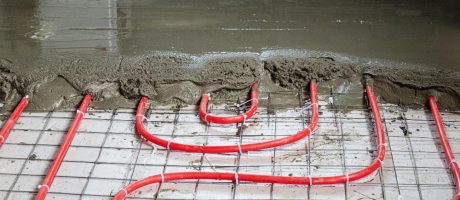 Pokládka podlahového topení před zalitím betonem